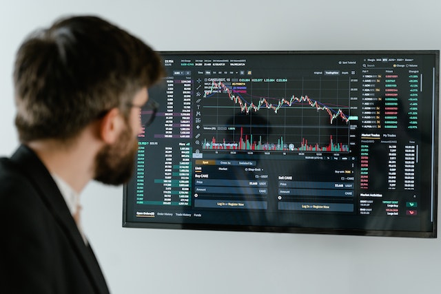 Which Helps Enable An Oligopoly To Form Within A Market
